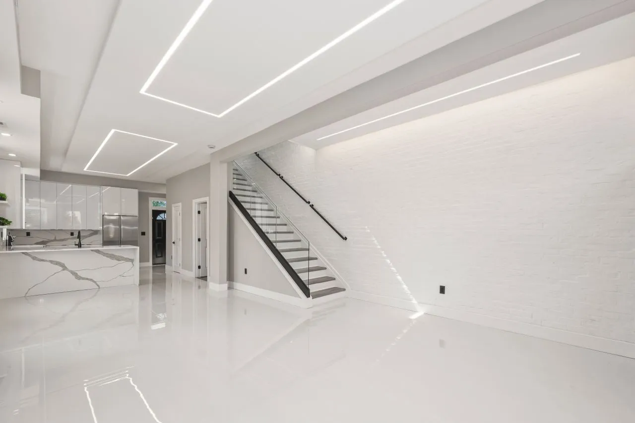 Urban Radiance – Contemporary Home in Washington, D.C. - Image 3