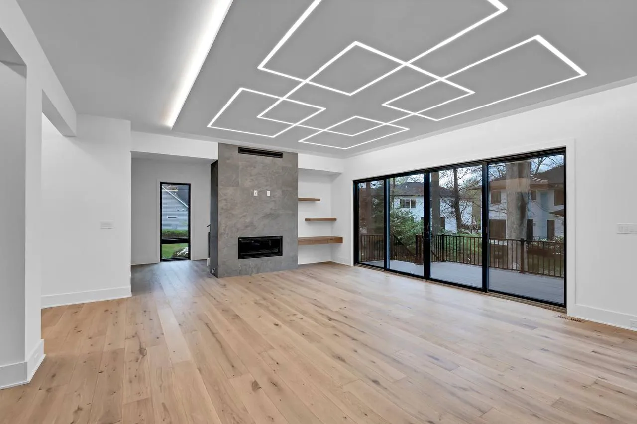 Modern Elegance in Geometry – McLean, VA  - Image 6